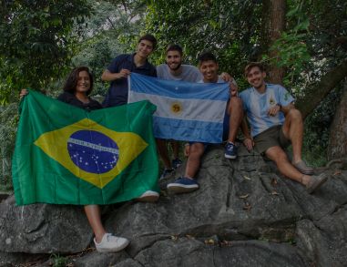 Estudiantes Internacionales en UNICATÓLICA