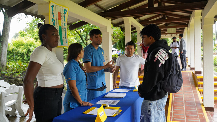 Jornada de hábitos saludables en Unicatólica