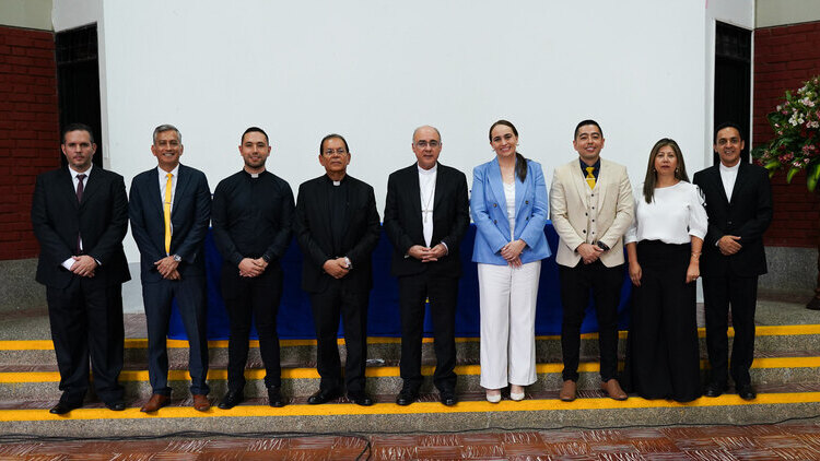 Tenemos nueva rectora en el Colegio Luis Madina