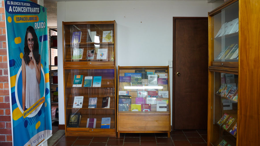 biblioteca-2