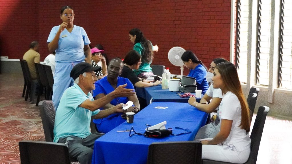 UNICATÓLICA abrió sus puertas para acompañar a los afectados