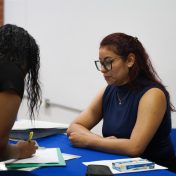 ¿Cómo elegir qué carrera estudiar? Guía para tomar la mejor decisión
